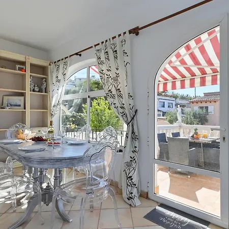 Casa Serendipia Coast 4*